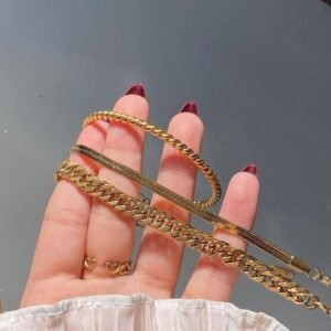 انسيالين و اسورة